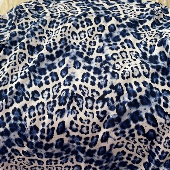 FoxCroft (Nordstrom) long sleeve button down collar shirt. NWT - Picture 5 of 6